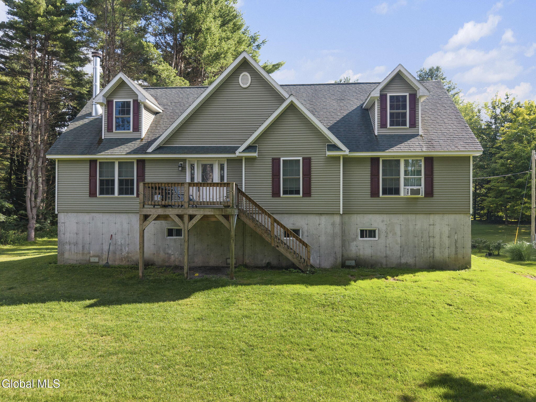 150 Memory Lane Esperance NY 12066