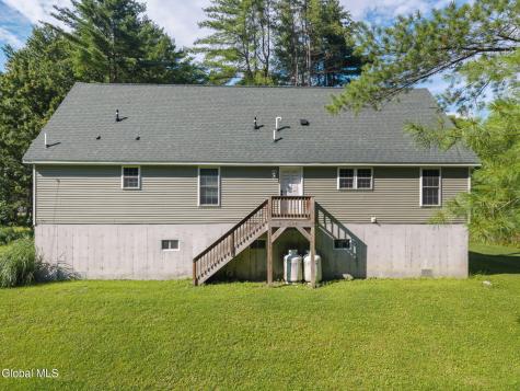 150 Memory Lane Esperance NY 12066