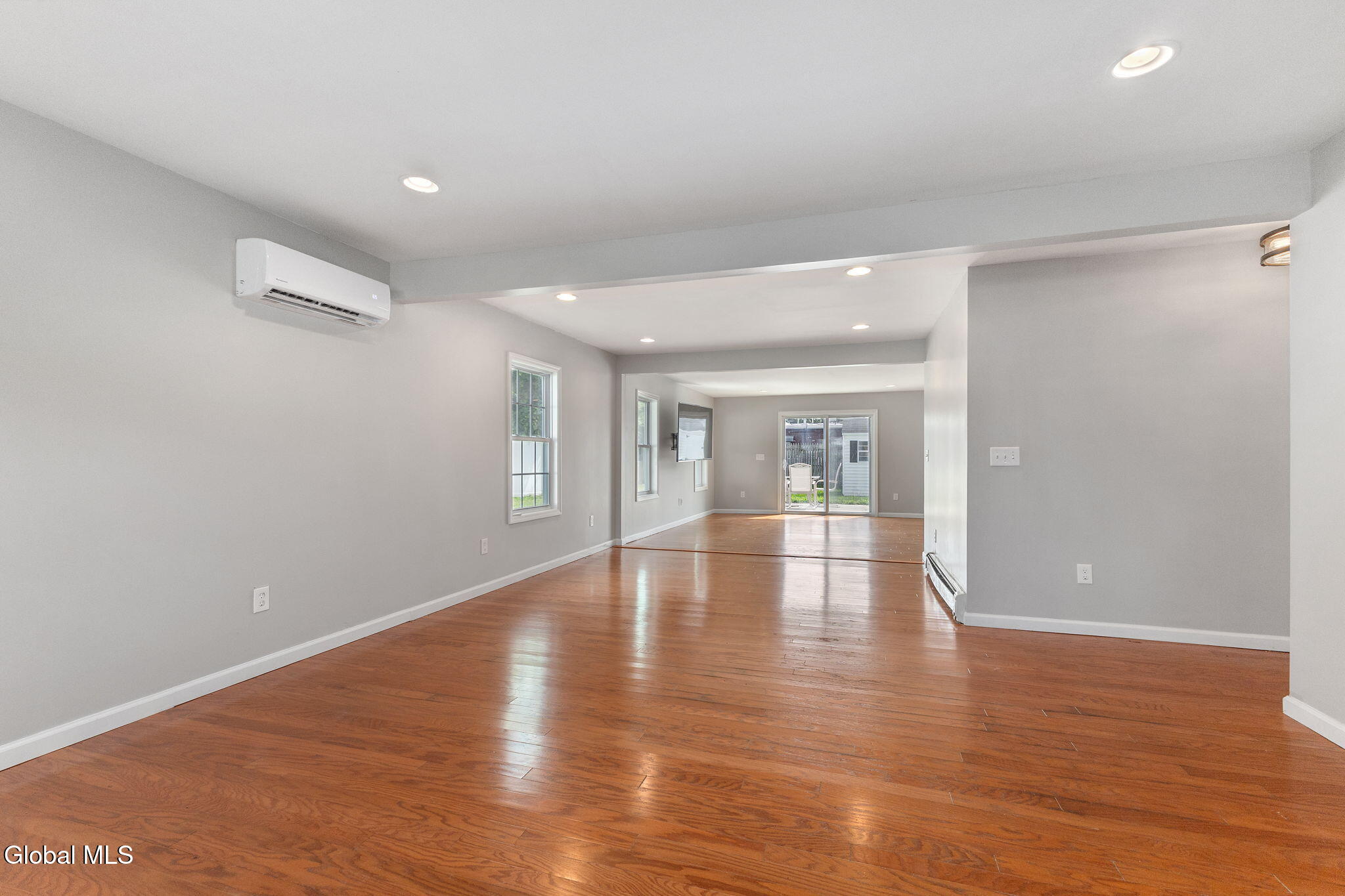 1021 Roberta Road Schenectady NY 12303