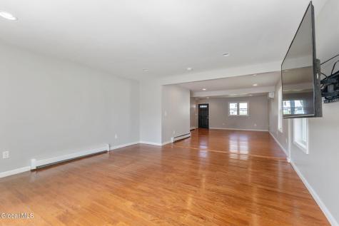 1021 Roberta Road Schenectady NY 12303