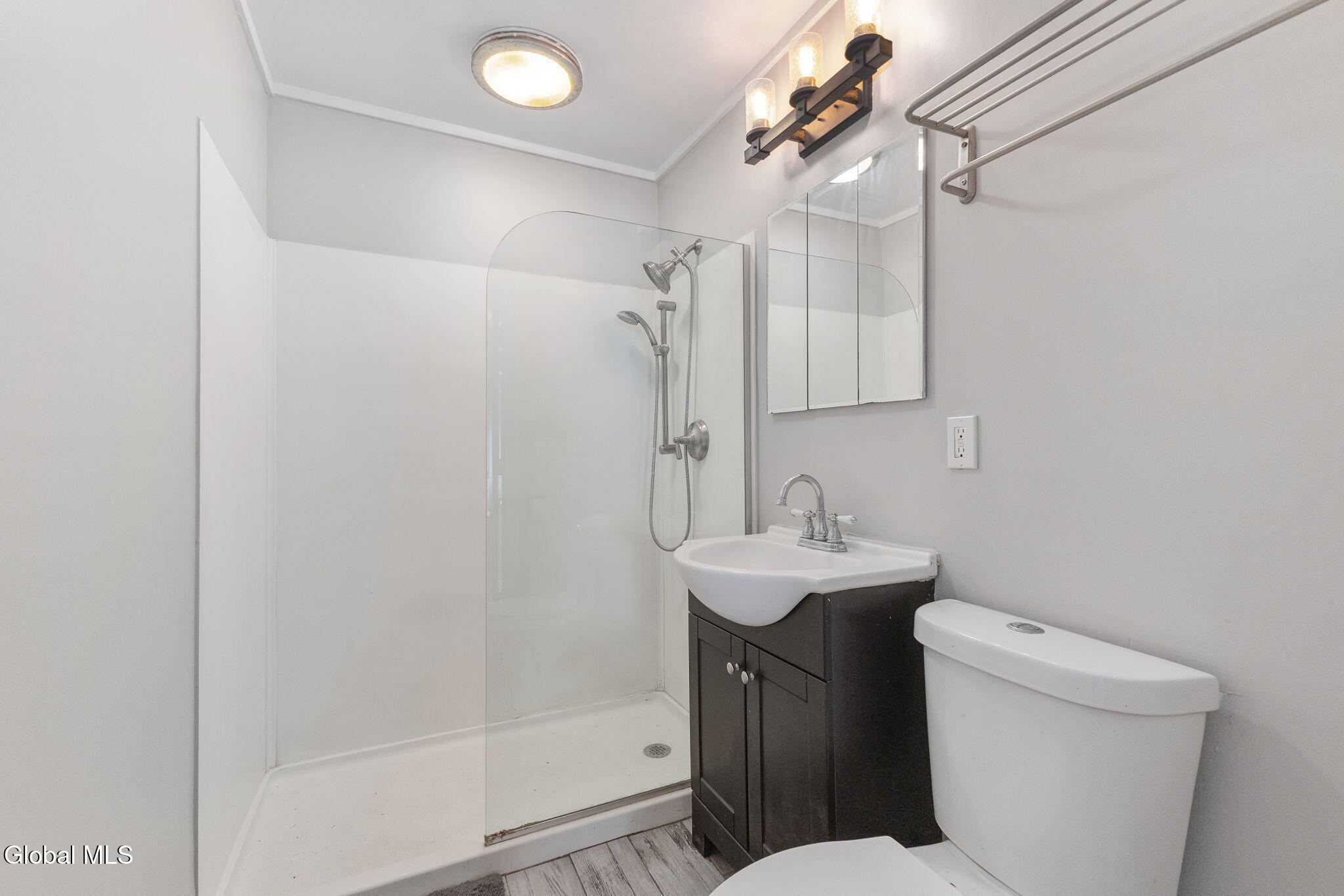 1021 Roberta Road Schenectady NY 12303