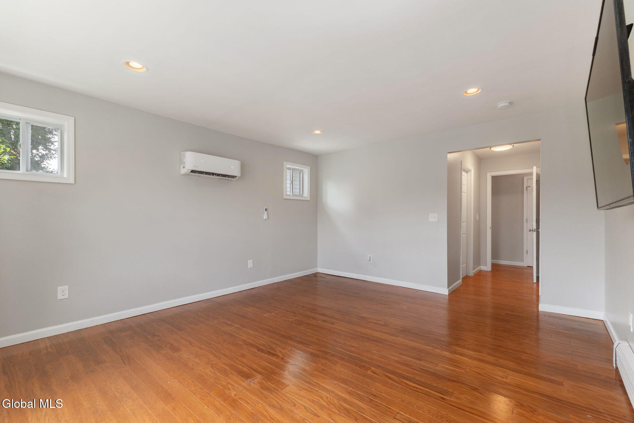 1021 Roberta Road Schenectady NY 12303