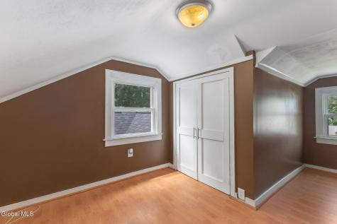 1021 Roberta Road Schenectady NY 12303