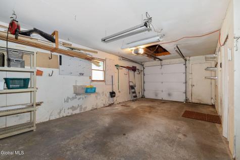 1021 Roberta Road Schenectady NY 12303