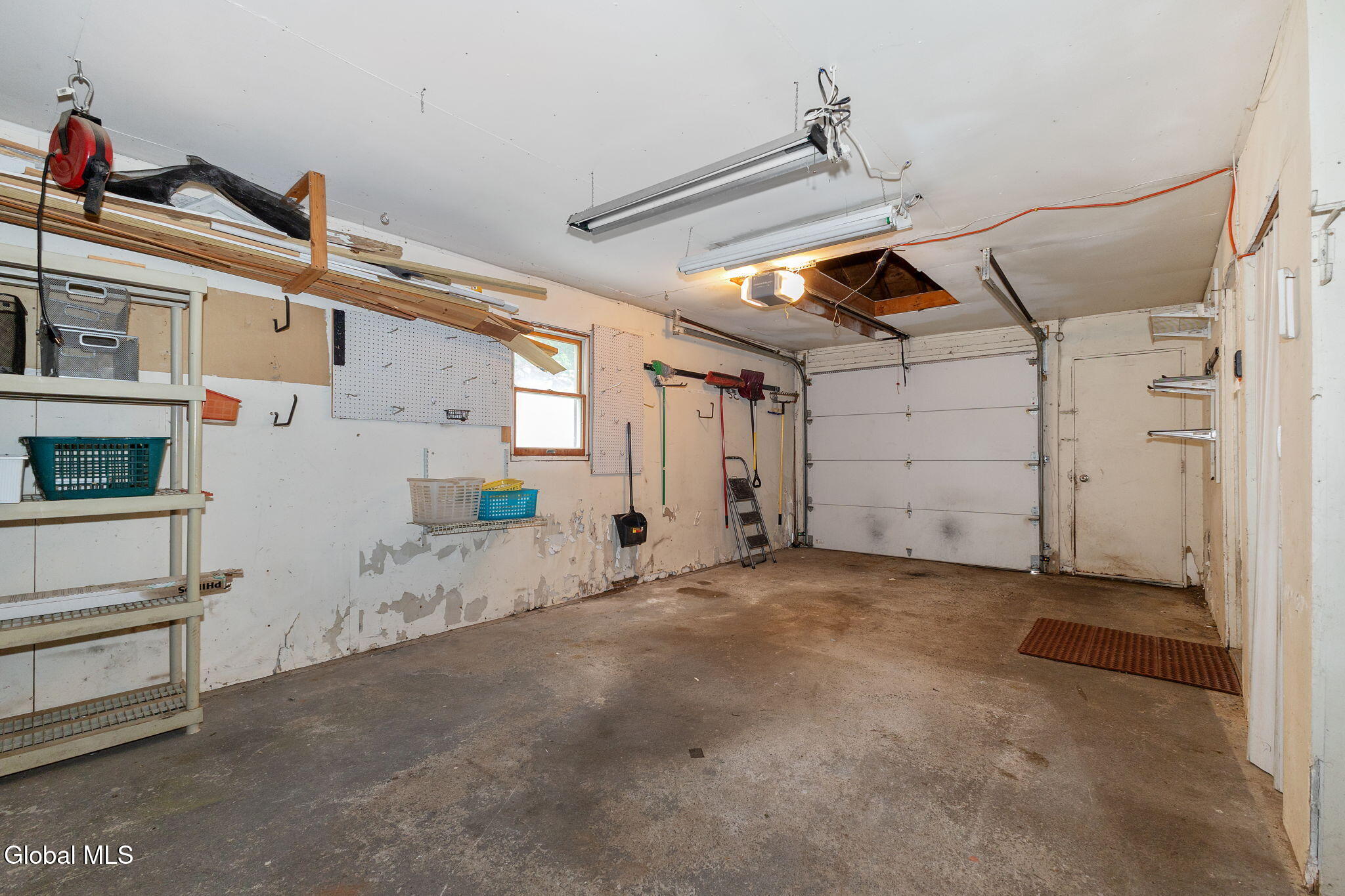 1021 Roberta Road Schenectady NY 12303