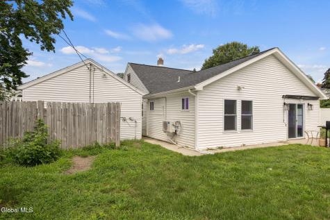 1021 Roberta Road Schenectady NY 12303