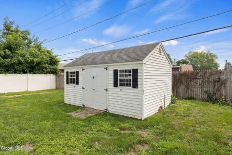 1021 Roberta Road Schenectady NY 12303