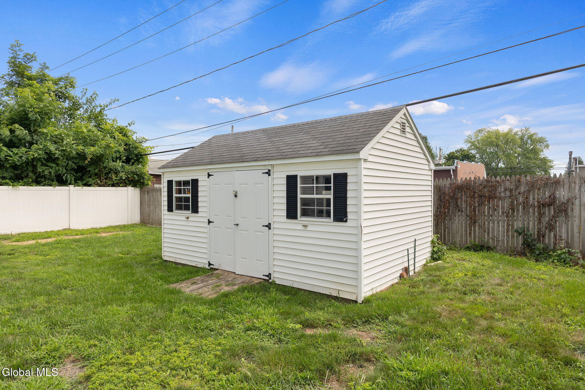 1021 Roberta Road Schenectady NY 12303