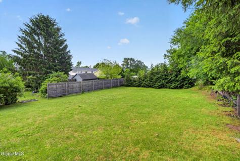 28 Kellogg Road Stillwater NY 12170