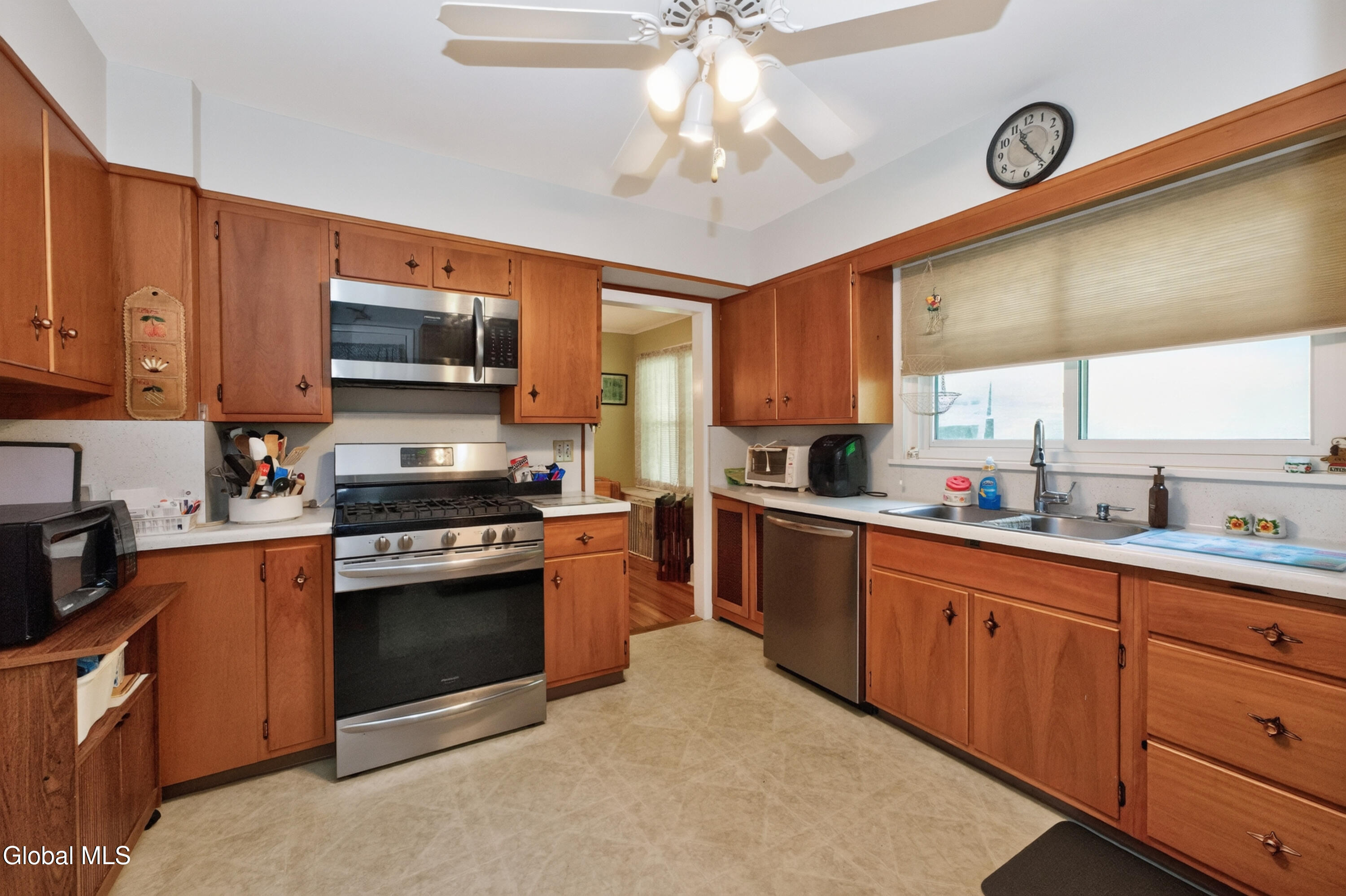 415 7th Avenue Watervliet NY 12189