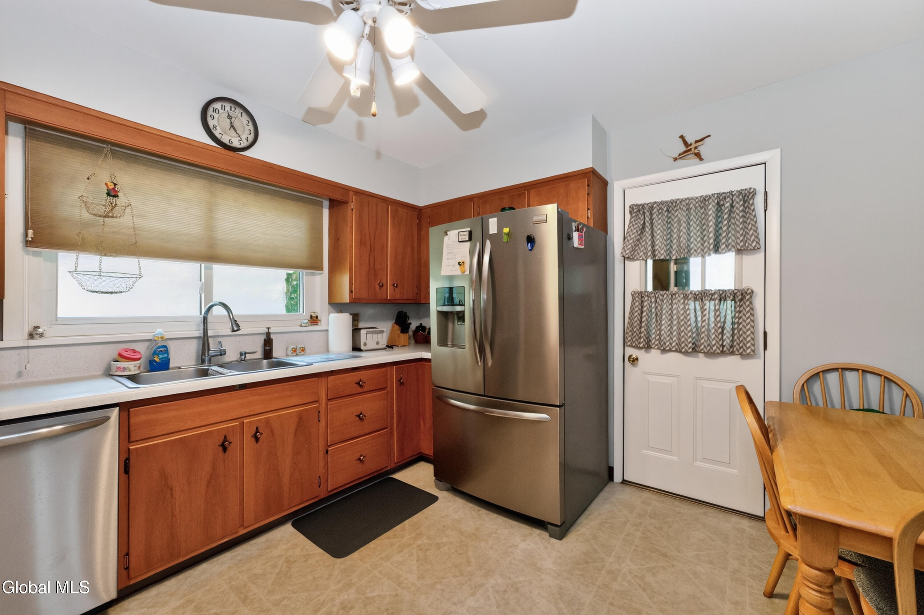 415 7th Avenue Watervliet NY 12189