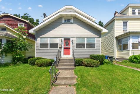 415 7th Avenue Watervliet NY 12189