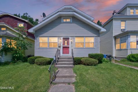 415 7th Avenue Watervliet NY 12189