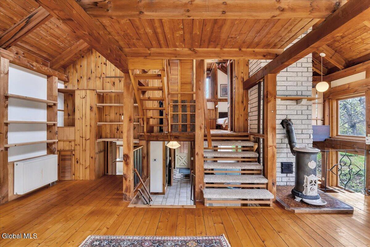 16 Garnsey Road Rexford NY 12148