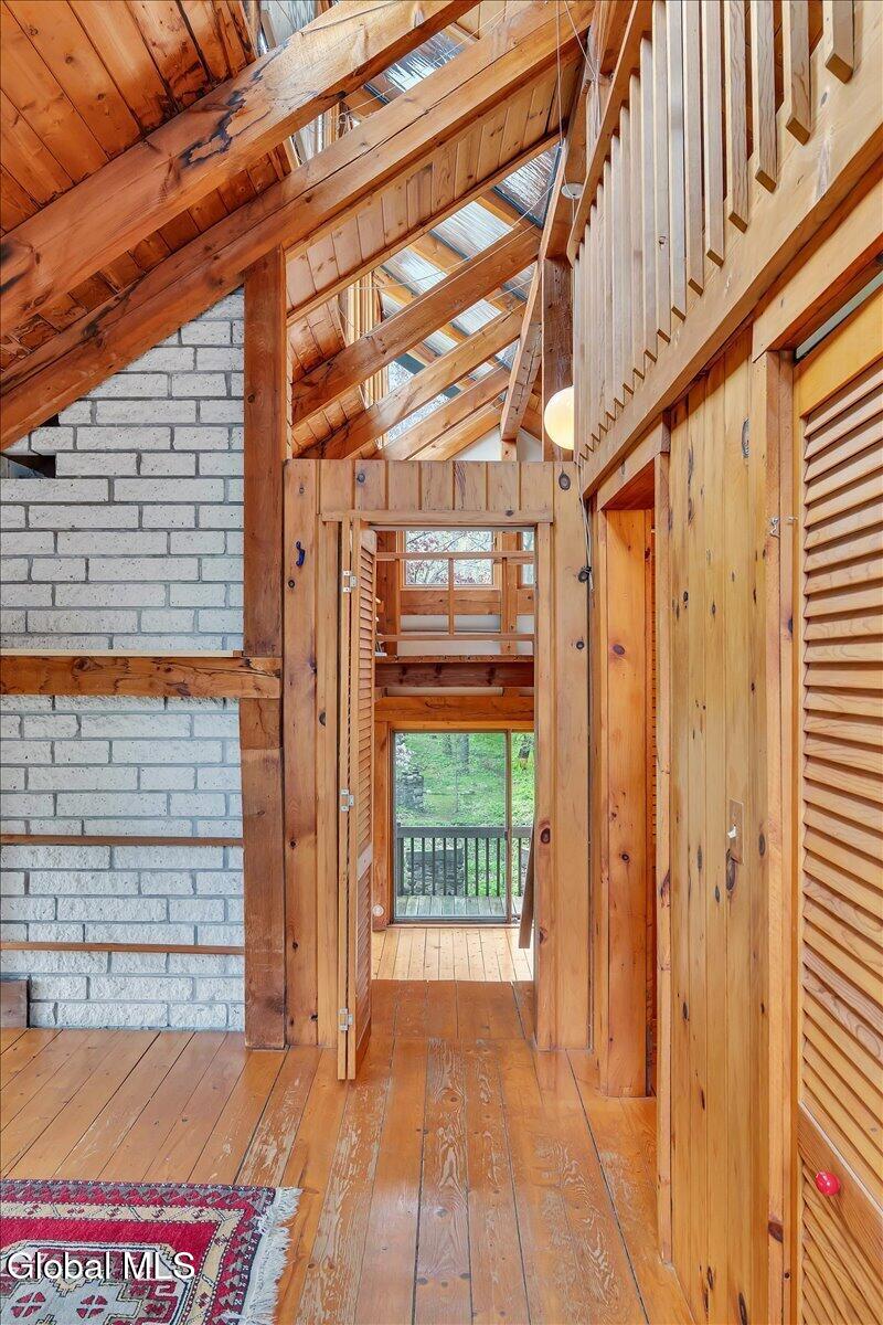 16 Garnsey Road Rexford NY 12148