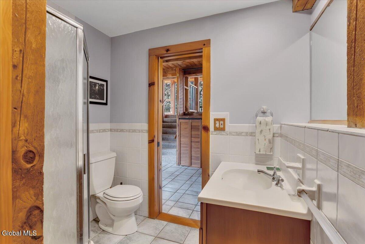 16 Garnsey Road Rexford NY 12148
