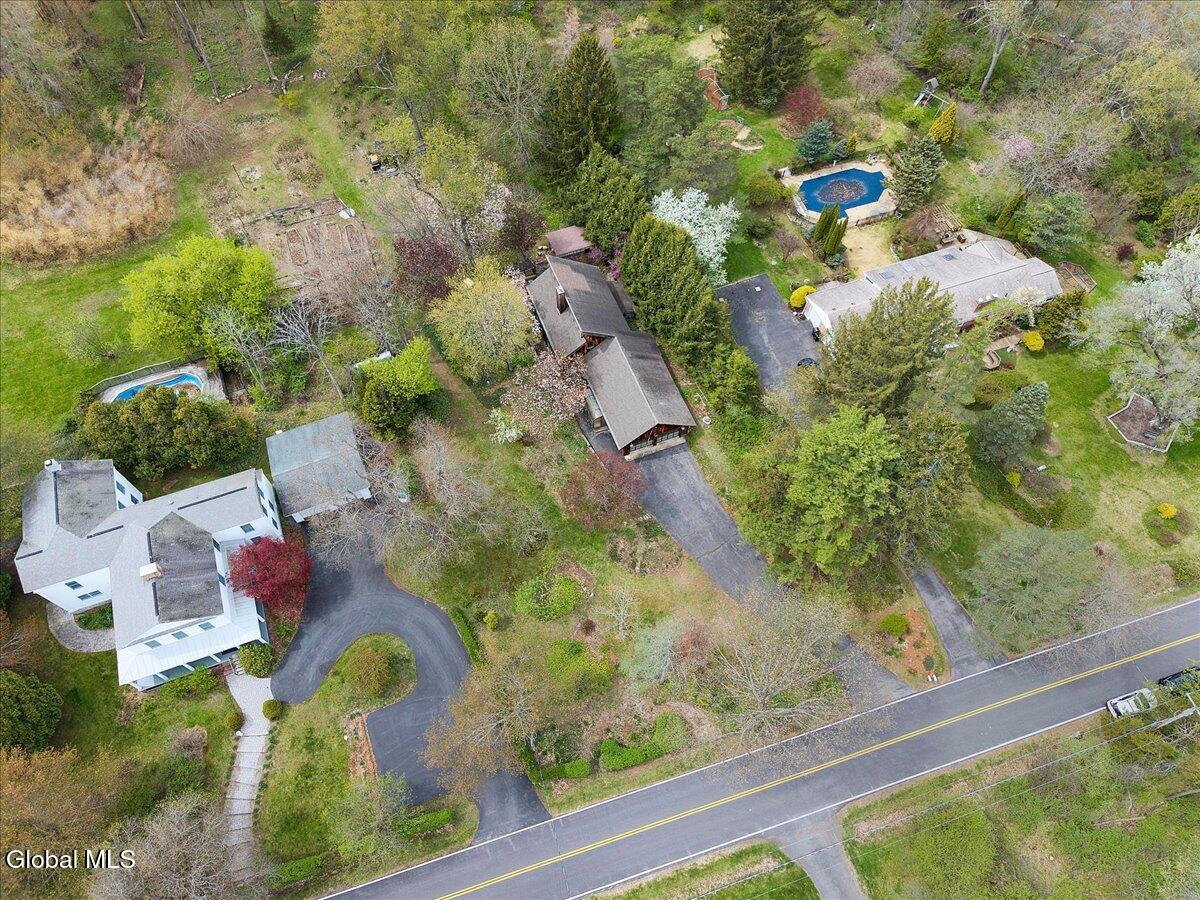 16 Garnsey Road Rexford NY 12148