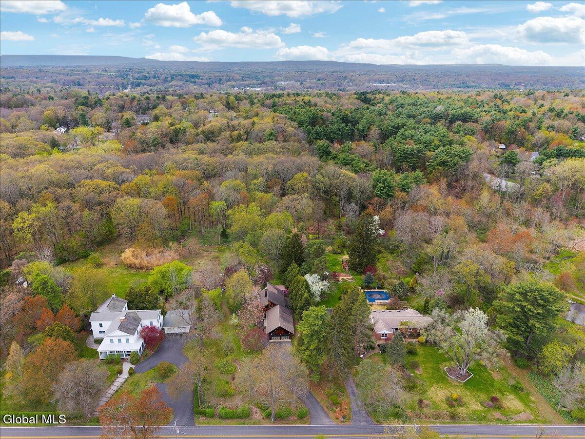 16 Garnsey Road Rexford NY 12148