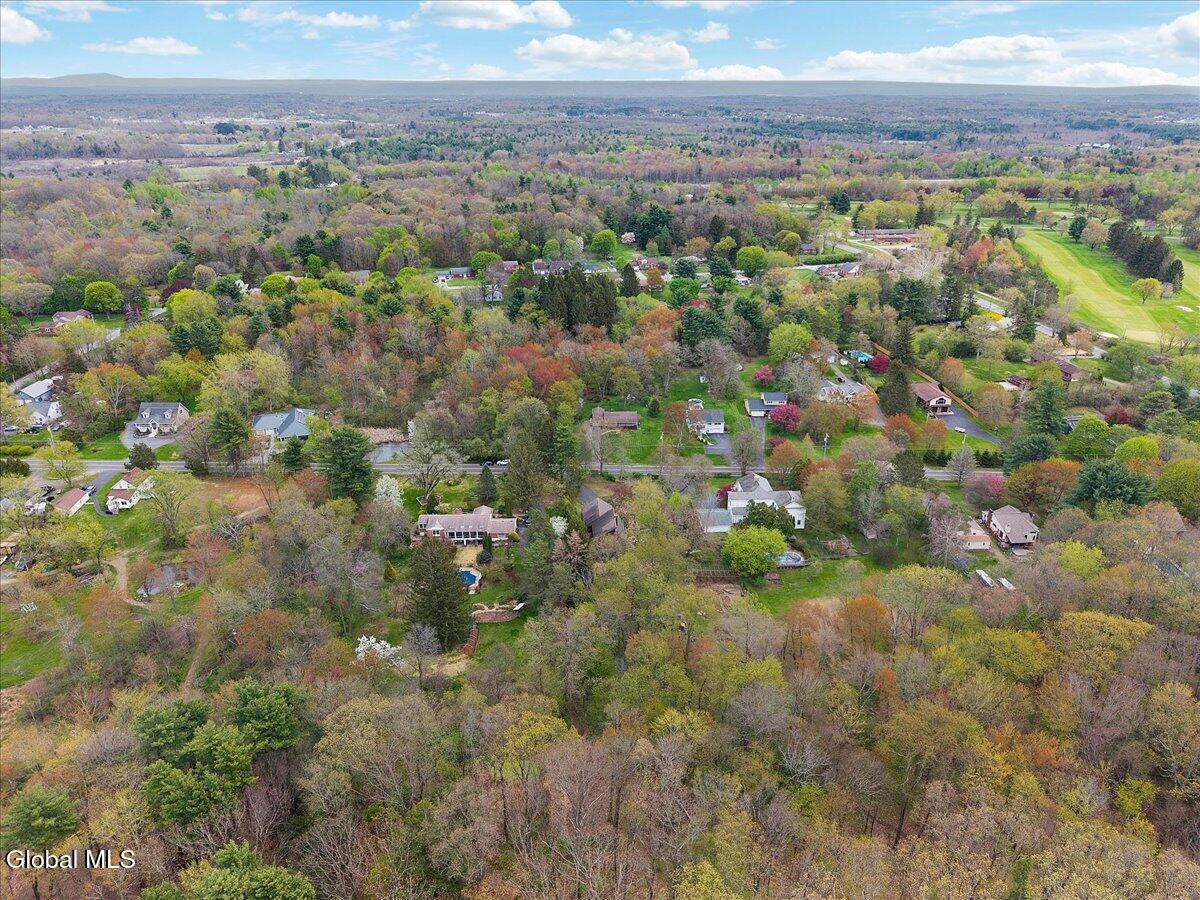 16 Garnsey Road Rexford NY 12148