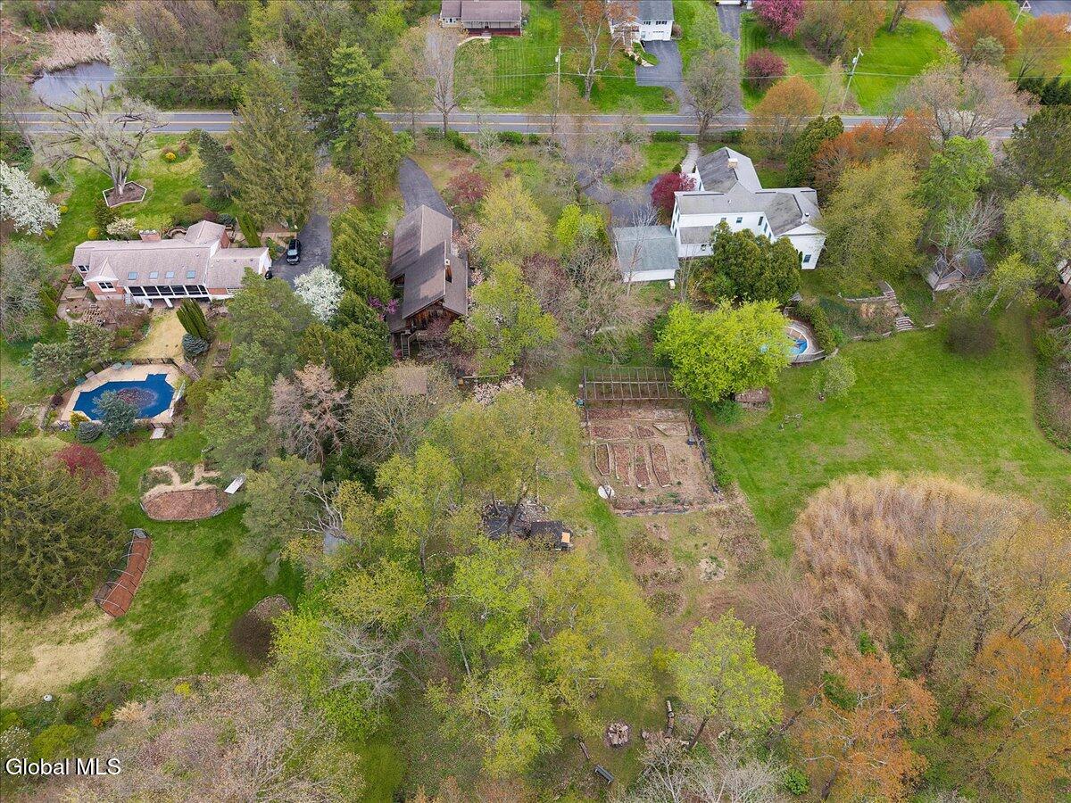16 Garnsey Road Rexford NY 12148