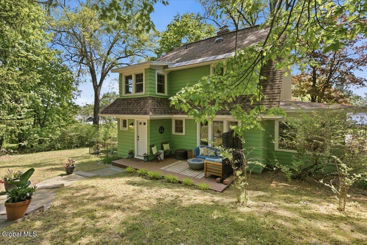 1505 Van Antwerp Road Niskayuna NY 12309