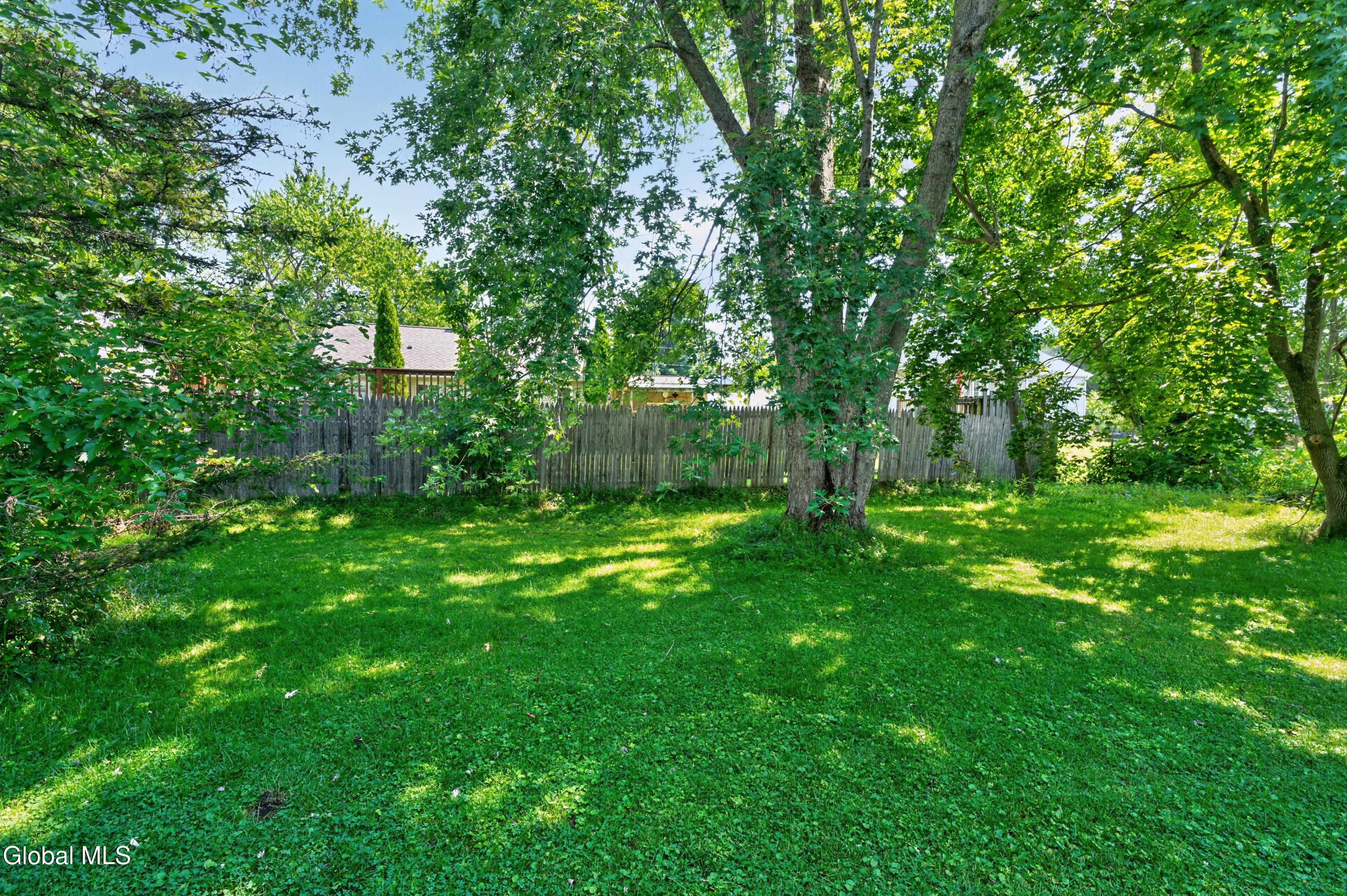 3 Alamo Lane Schenectady NY 12304