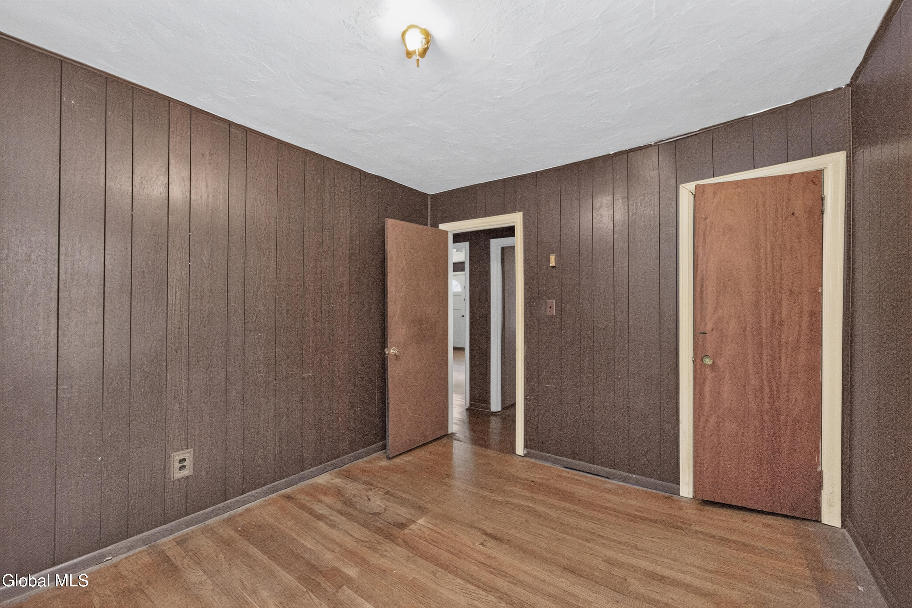 3 Alamo Lane Schenectady NY 12304