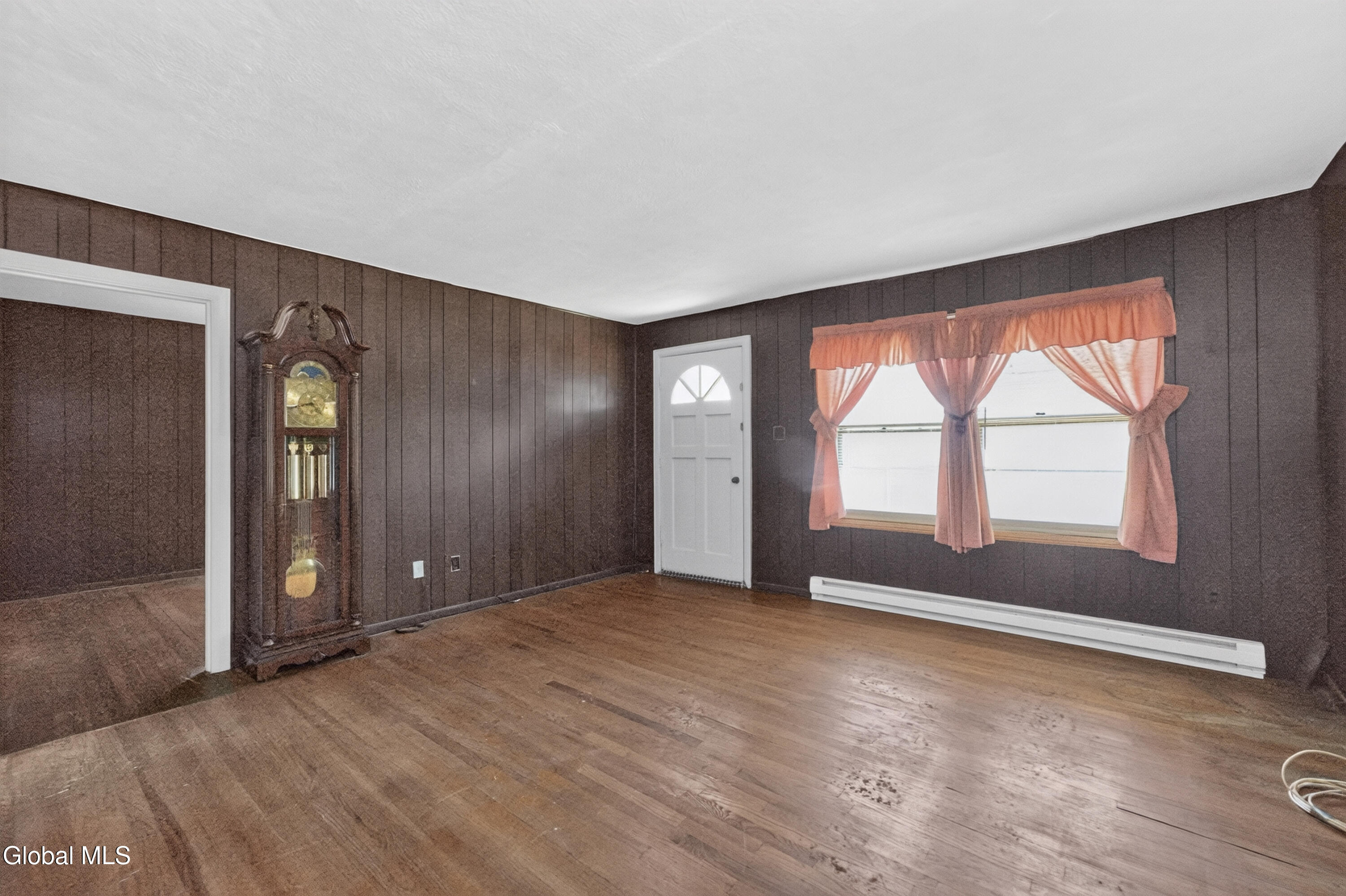 3 Alamo Lane Schenectady NY 12304
