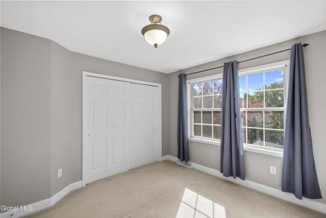 1 Fairview Lane Mechanicville NY 12118