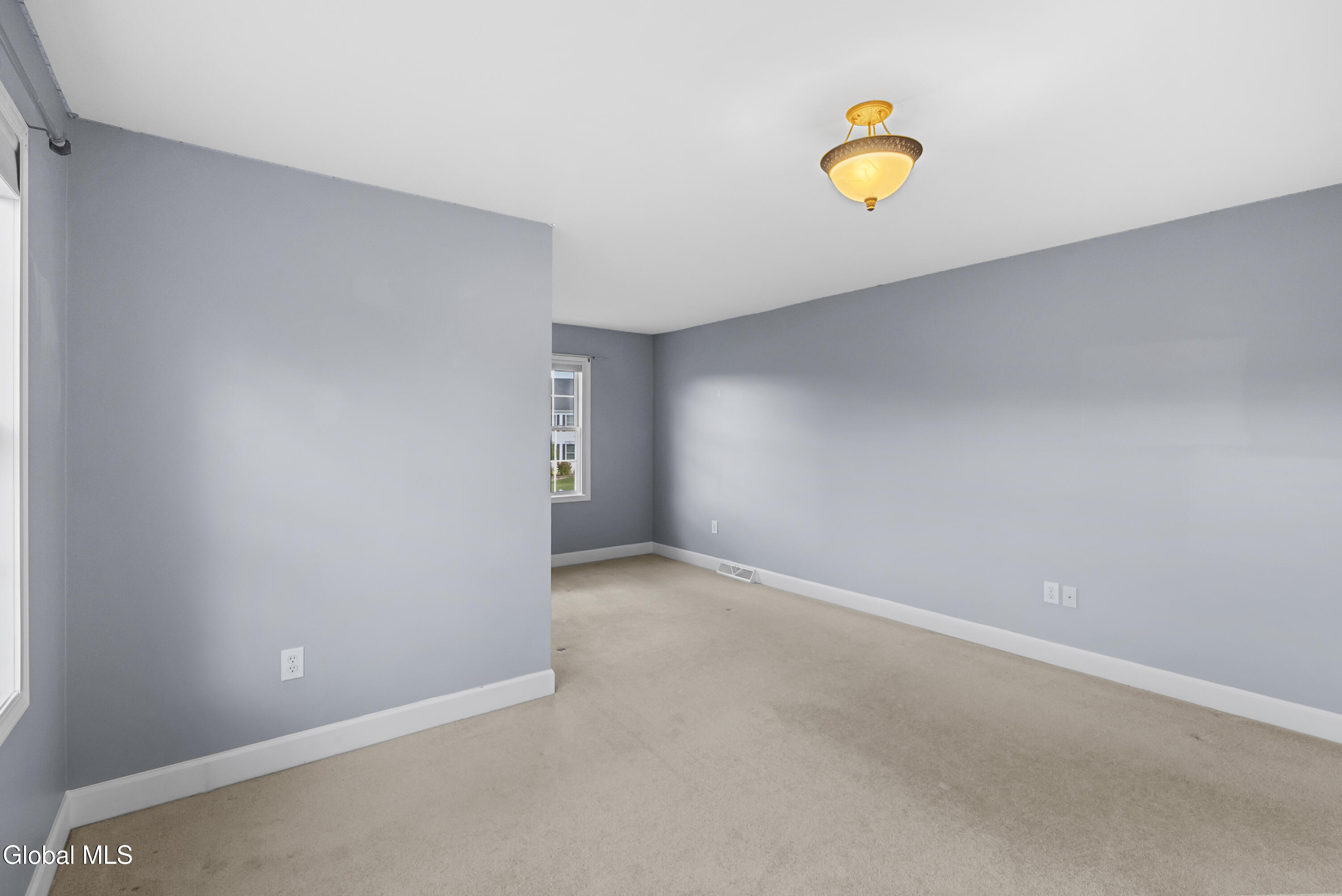 1 Fairview Lane Mechanicville NY 12118