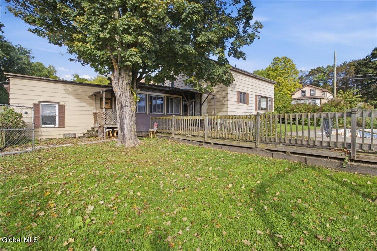 32 Queen Street Whitehall NY 12887