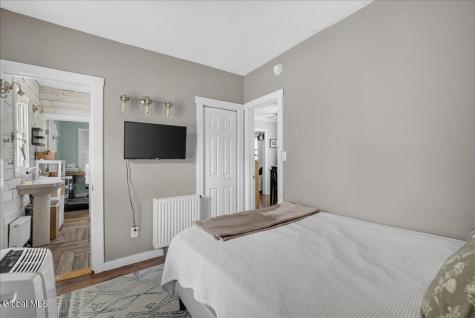 15 Grenada Terrace Watervliet NY 12189
