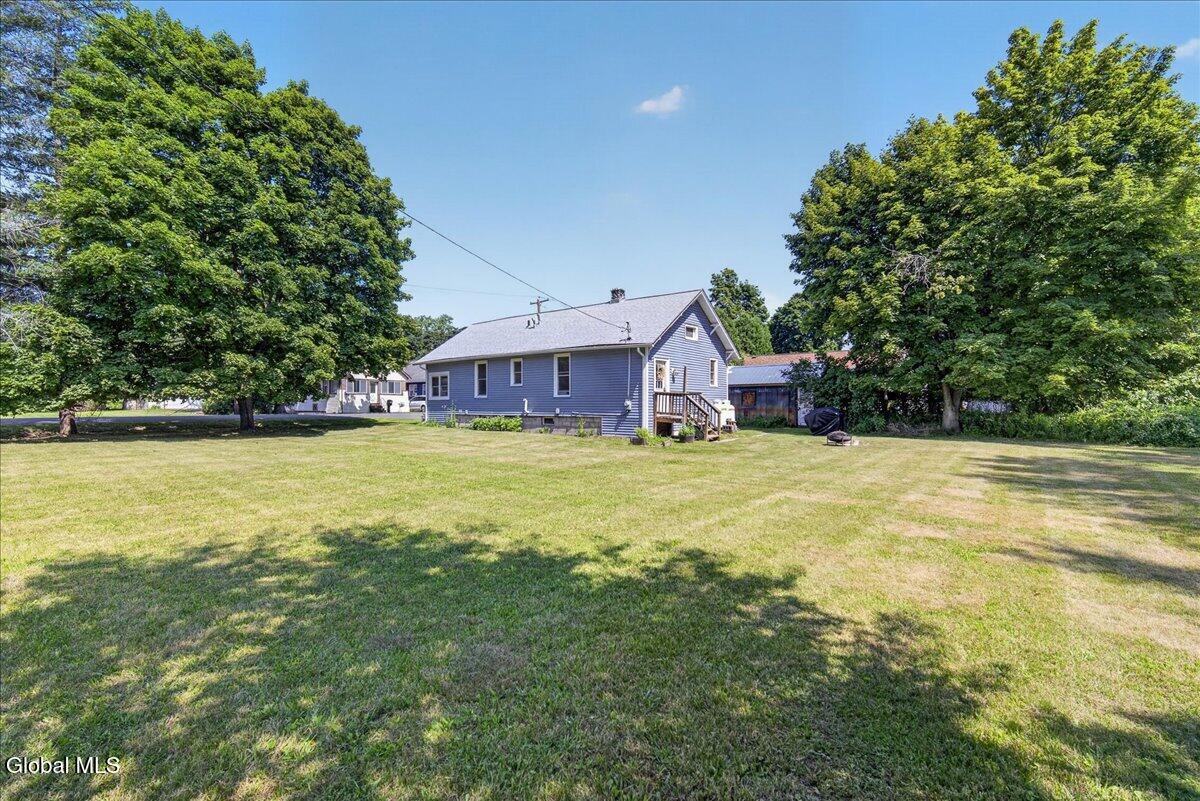 15 Grenada Terrace Watervliet NY 12189