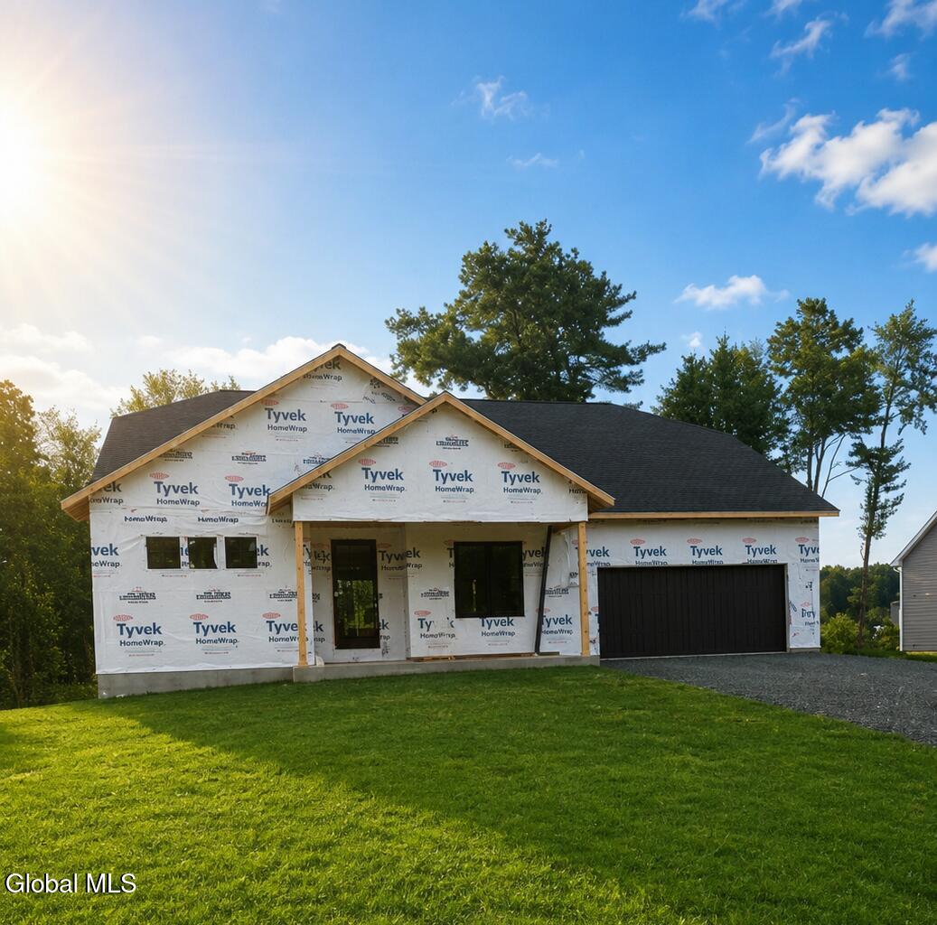 5 Angeles Avenue Saratoga Springs NY 12866