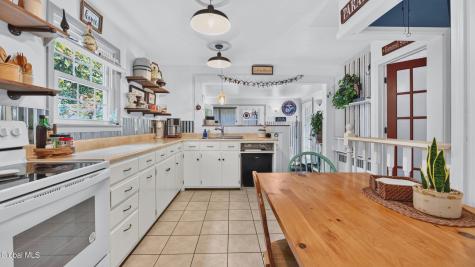 11 Ellen Lane Glenville NY 12302