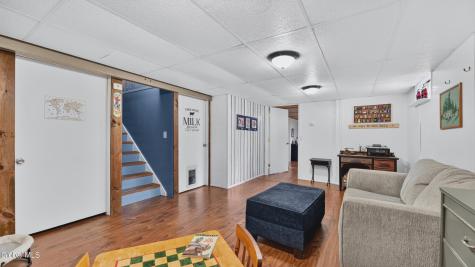 11 Ellen Lane Glenville NY 12302
