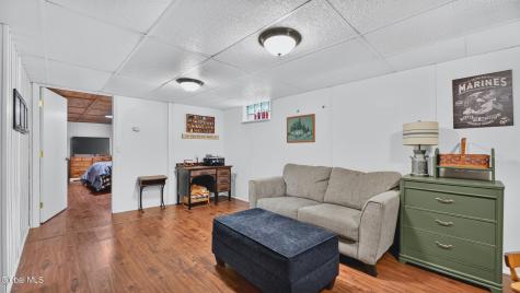 11 Ellen Lane Glenville NY 12302