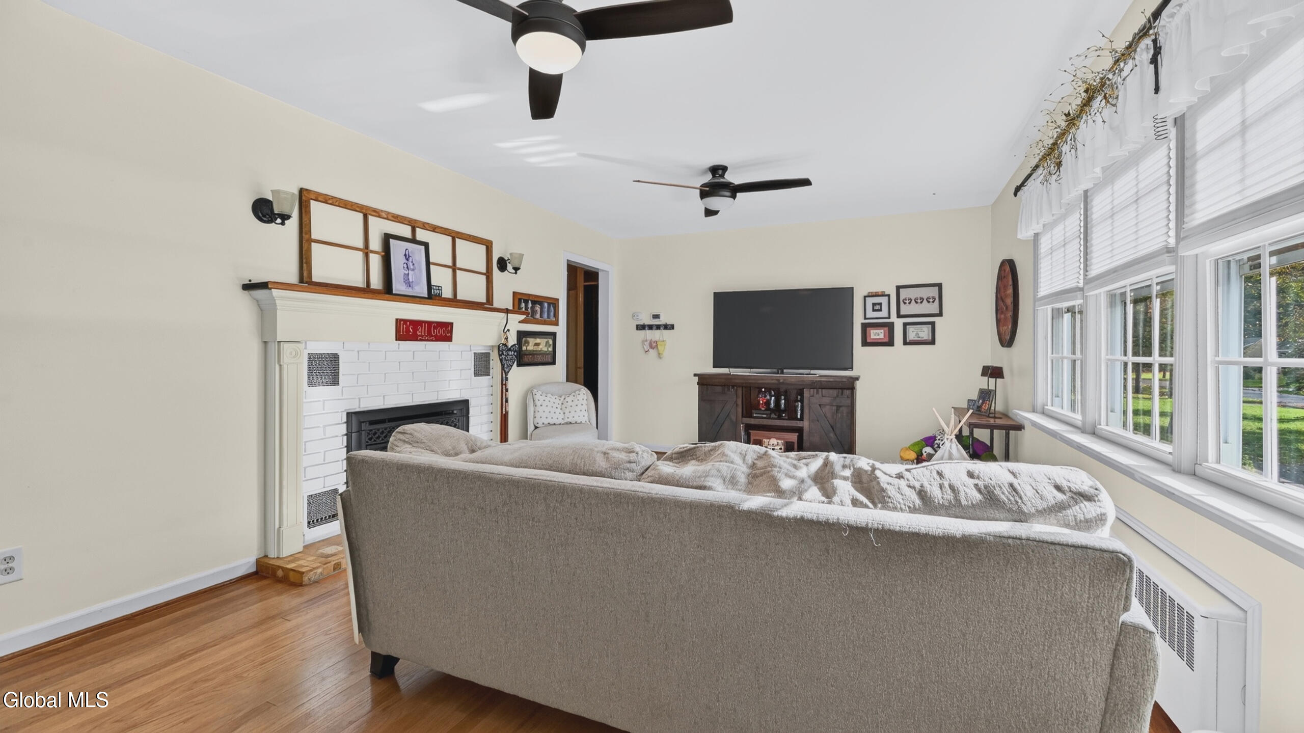 11 Ellen Lane Glenville NY 12302