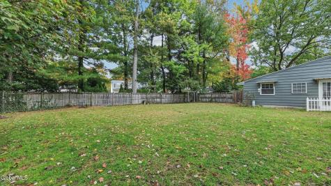 11 Ellen Lane Glenville NY 12302