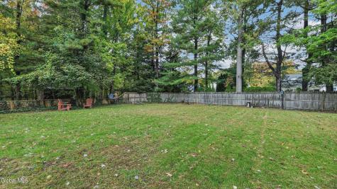 11 Ellen Lane Glenville NY 12302
