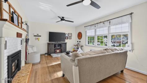 11 Ellen Lane Glenville NY 12302