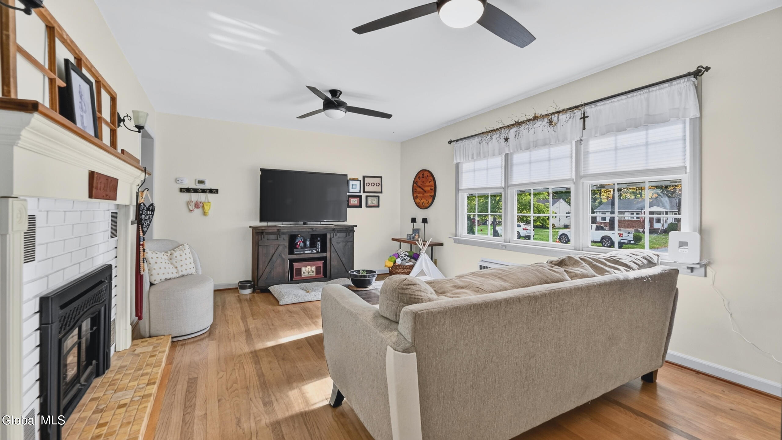 11 Ellen Lane Glenville NY 12302
