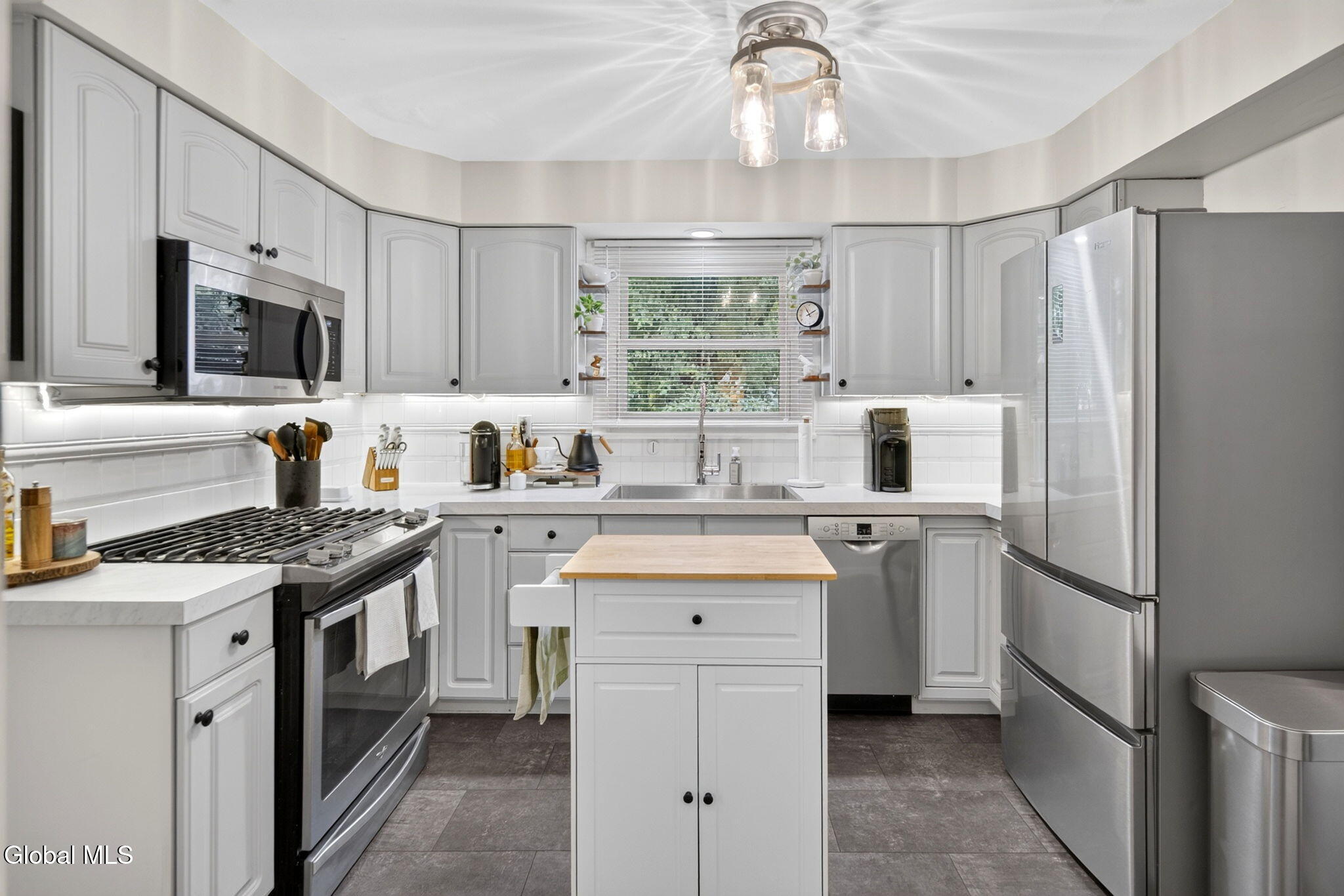 1934 Clifton Park Road Niskayuna NY 12309