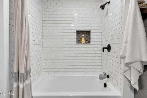 1934 Clifton Park Road Niskayuna NY 12309