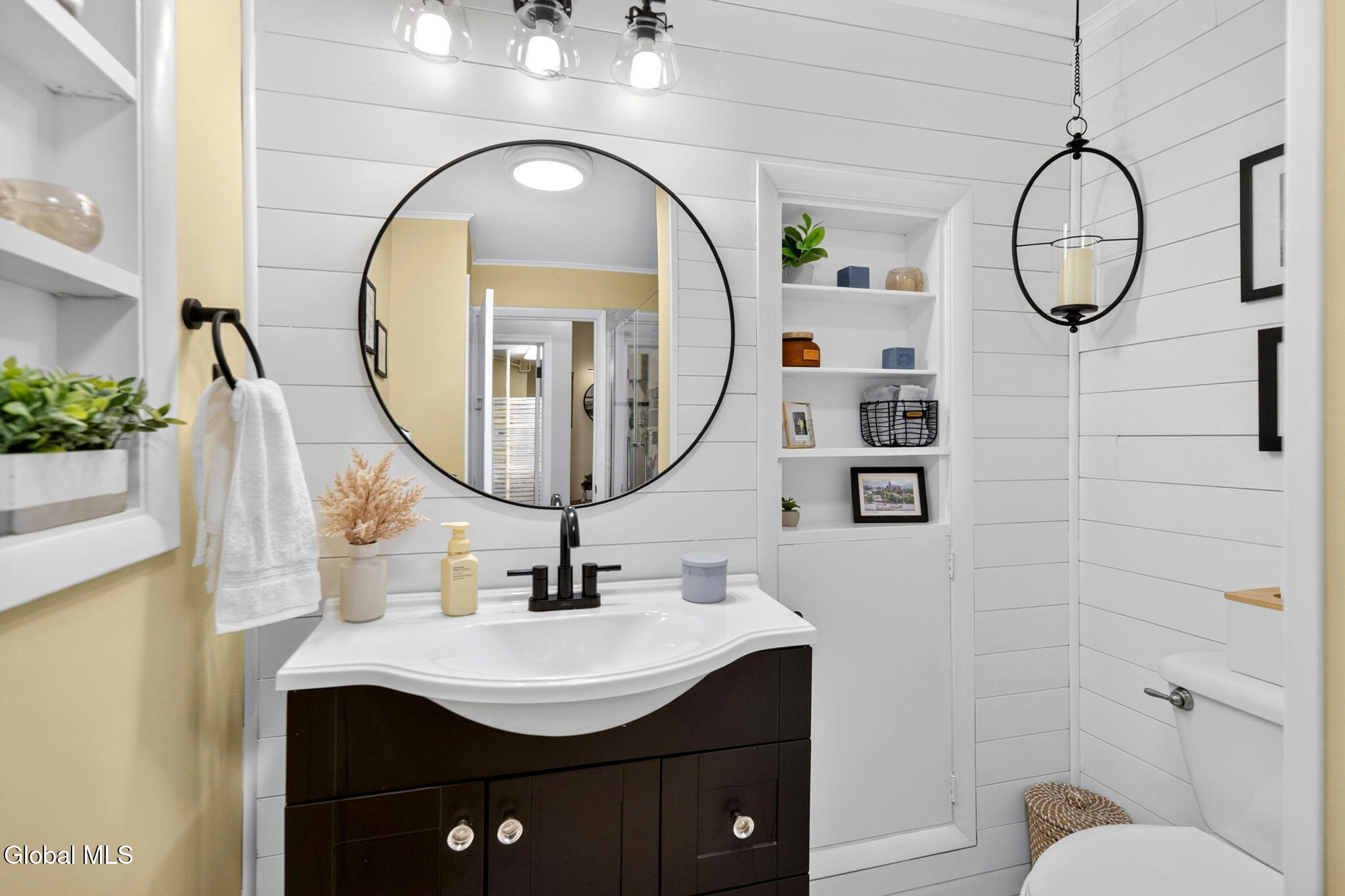 1934 Clifton Park Road Niskayuna NY 12309