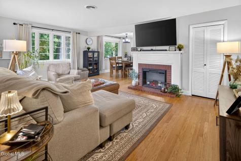 1934 Clifton Park Road Niskayuna NY 12309