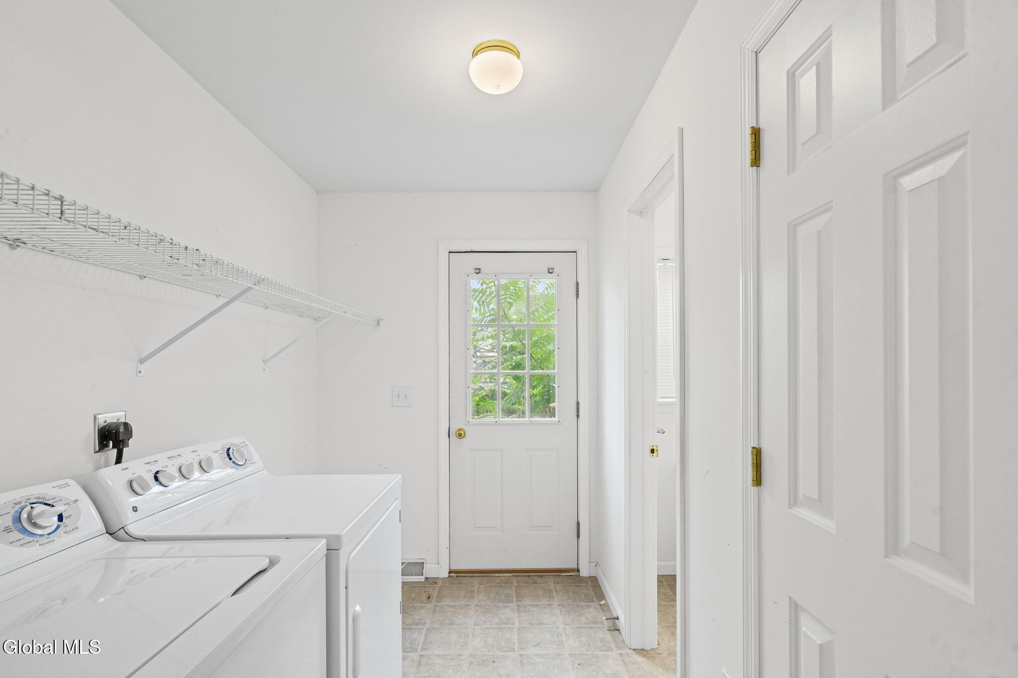 33 Burke Street Mechanicville NY 12118