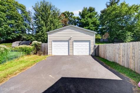 10 Kitty Lane Rensselaer NY 12144