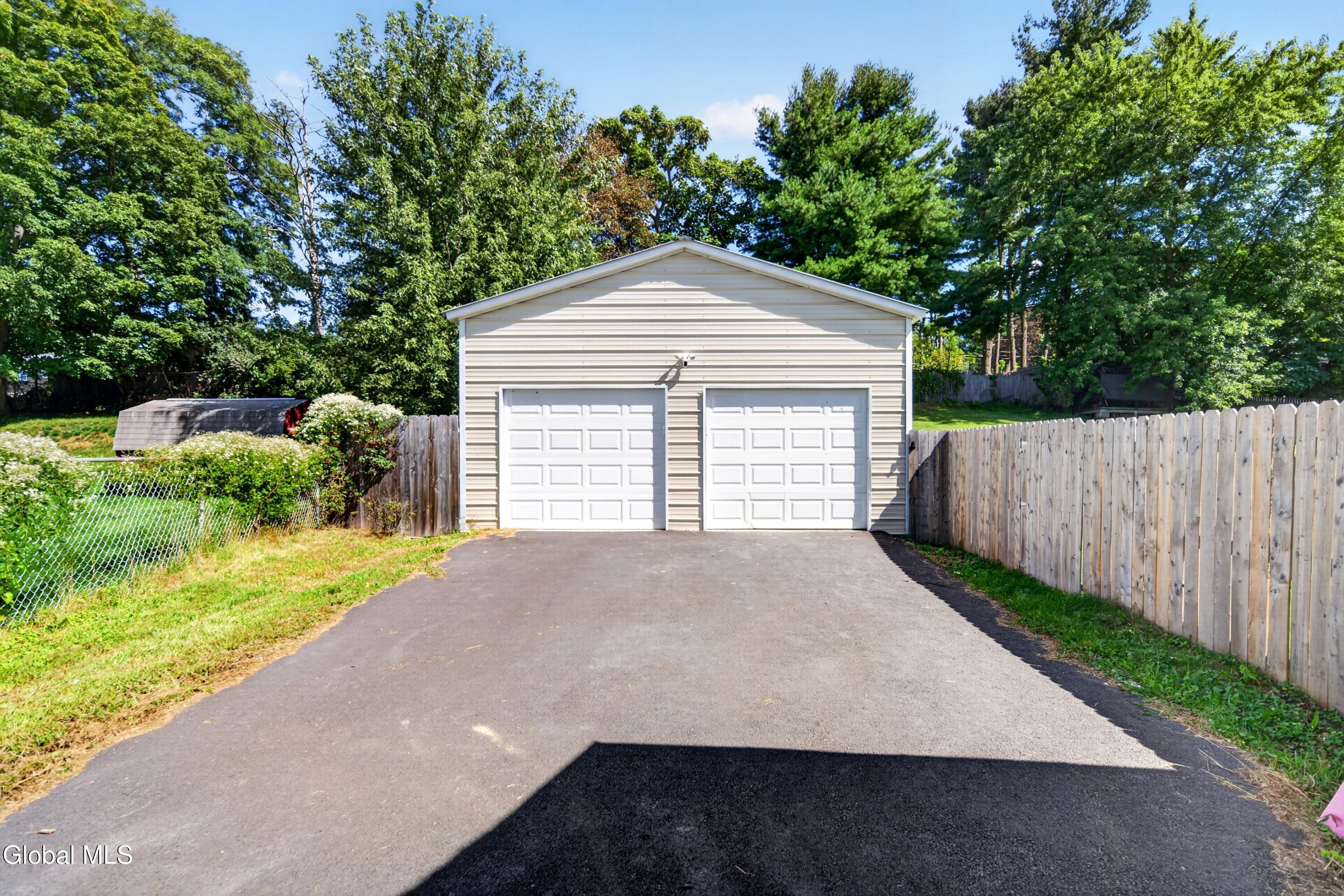 10 Kitty Lane Rensselaer NY 12144