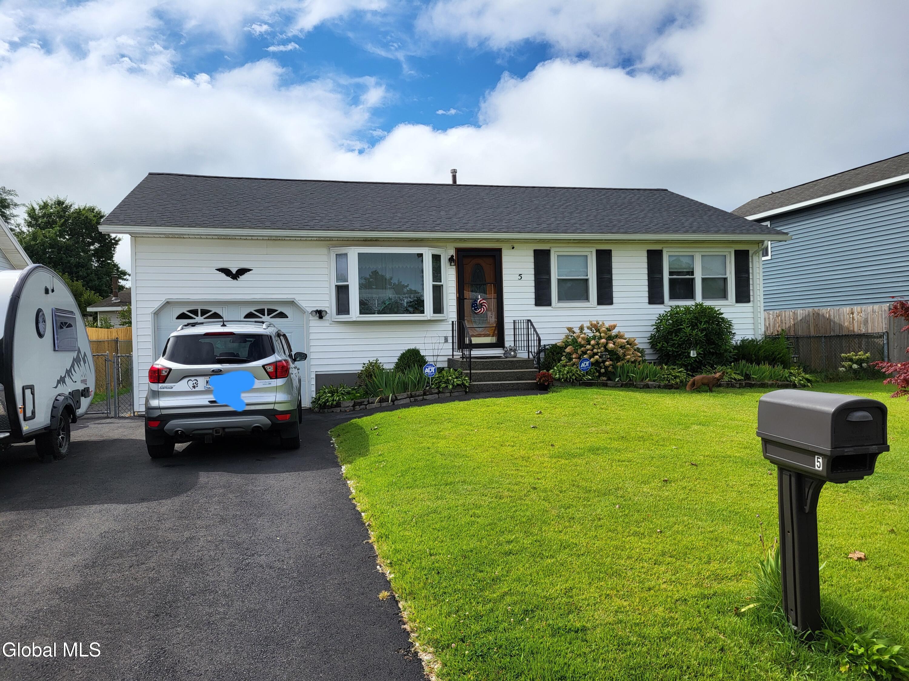 5 Ballina Street Troy NY 12180